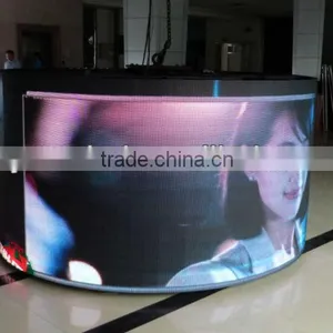 P5 SMD Indoor Full Color Round Led Display Screen thumbnail-1