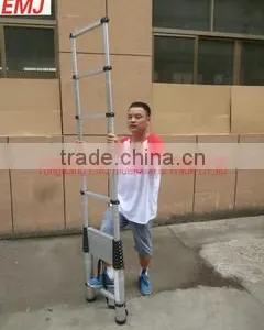 4.8m Single Telescopic Ladder thumbnail-2