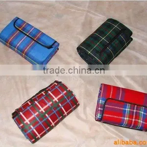 Acrylic Waterproof PEVA Backing Picnic Mat thumbnail-1