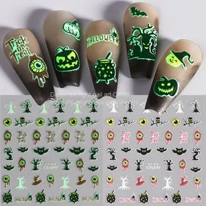 Wholesale of Halloween Nail Stickers, Gold and Silver Plated, Mirror Shaped Snowflake Elk Inset Style Back Glue Nail Stickers thumbnail-5