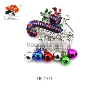 New Fashion Popular Alloy Rhinestone Excellent Christmas Promotional Items Snow Flake Brooch thumbnail-1