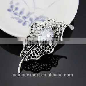 Exquisite Fashion Beautiful Hollow Leaf Shape Crystal Rhinestone Brooch/handmade Rhinestone Brooch thumbnail-1
