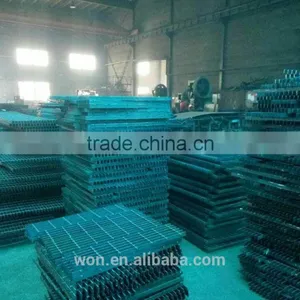 Low Price Galvanized Steel/Bar Grating thumbnail-1