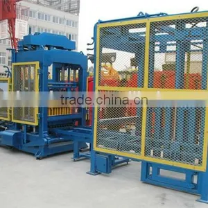 2015 Best Quality Hydraluic Blokc Machine QT4-18 Kerb Stone Brick Making Machine Price thumbnail-6