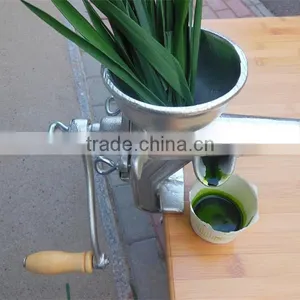 Manual Cast Iron Healthy Wheatgrass Juicer / Fruit Juicer thumbnail-1