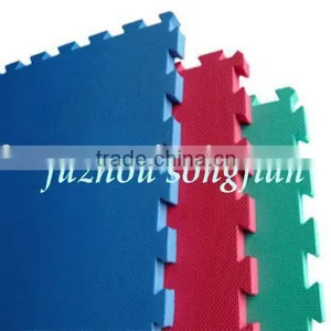 Floor Mats thumbnail-1