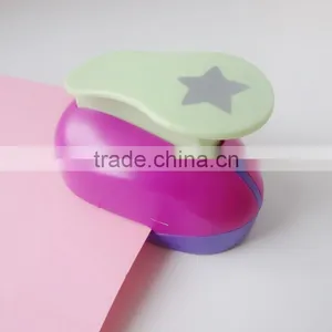 Cute Type 11*6.6*8cm Hand Press Star Shape DIY Handmade Paper Hole Puncher for Kid Cut thumbnail-4