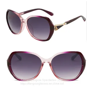 Folding Plastic Wayfarer Sunglasses thumbnail-3