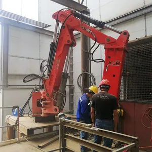 Hydraulic Pedestal Boom System thumbnail-3