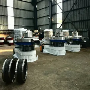 High-yield Biomass Fuel Pellet Machine, Wood Pallet Pelletizing Machine Production Line thumbnail-1