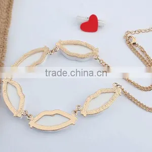 Newest Exaggerate High Quality Alloy Sexy Lip Necklace Europe and America Jewelry Wholesale thumbnail-4