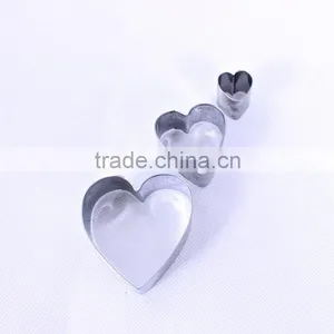 YangJiang Factory Manufature High Quality 3pcs Heart Shape Stainless Steel Cake Mould Set thumbnail-1