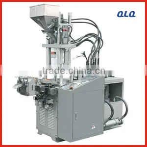 Semi Automatic Injection Machine For Zippers thumbnail-1