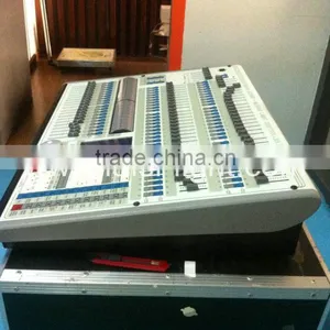 Factory Wholesale Specialist Pearl 2010 Lighting Console Professinal Stage Equipment Dmx512 Controller thumbnail-2