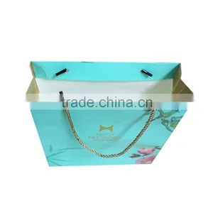 Elegant Decorative Wedding Gift Paper Bag thumbnail-1
