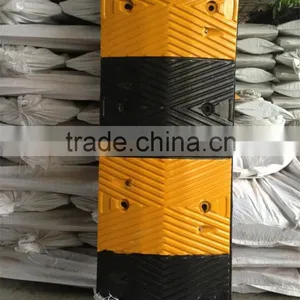 1000*300*50mm Traffic Road Speed Hump for Parking System/heavy Strength Rubber Road Speed Breaker Used on Road for Safety thumbnail-3