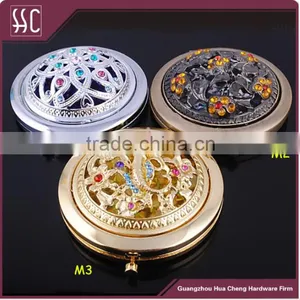 Guangzhou Promotional Cosmetic Compact Mirror,vintage Style Pocket Compact Mirror&retrostyle Makeup Mirror thumbnail-1