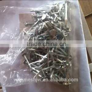 Black Iron Wire Nails thumbnail-1