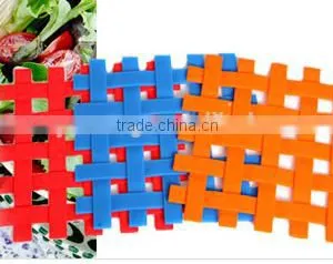 16021 Heart Shape Silicone High Temperature Heat Insulation Mat Kitchenwares Silicone Mat Flexible Silicone Heating Mat thumbnail-1