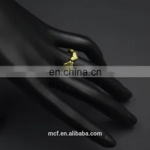 MCR-0051 Wholesale Latest Gold Love Wedding Engagement Ring thumbnail-3