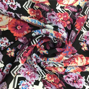 China Wholesale New Fashion Custom Digital Printed Bulk Polyester Fabric For Dress thumbnail-4