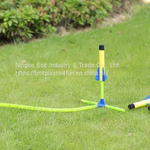 Jump/Stomp Rocket Toy thumbnail-1