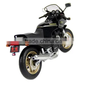1:12 Scale Model Kawasaki Motorcyle thumbnail-5