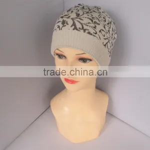 Top Selling Knitted Design Acrylic Material Custom Printed Beanie thumbnail-1
