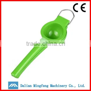 China Whoelsale Food Grade Manual Aluminium Alloy Citrus Squeezer thumbnail-2