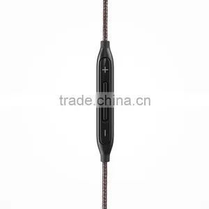 Macaw T800 Wireless Waterproof Bluetooth Sport In-ear Earphones thumbnail-4