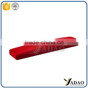 China Manufacturers Imported Customized Velvet Jewelry Necklace Box thumbnail-5
