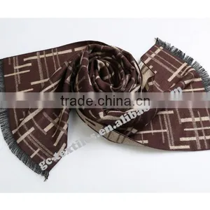 Wholesale China Manufacture Supplier Cashmere Hot New Product for 2015 Fashion Uae Poncho Knit Scarf thumbnail-2
