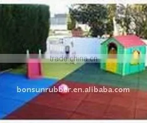 Outside Sports Court Rubber Tiles thumbnail-1