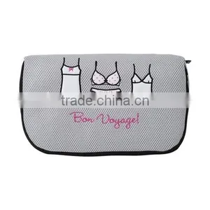 YIWU RODA 100% Polyester High Quality of Sandwich Mesh Embroidery Folding Laundry Bag thumbnail-5