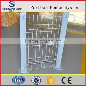 Residential Safety Protection Welded Metal Wire Fence Panels thumbnail-4