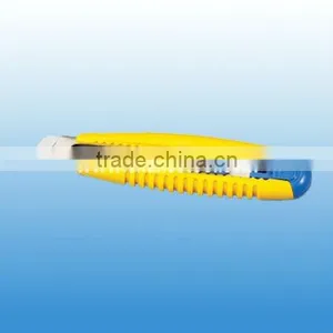 Easy Cut Auto-retractable Utility Knife UK109 thumbnail-1