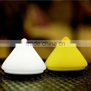 UCHOME Hot Selling Cute Night Silicone Light for Kids Color Changing thumbnail-2