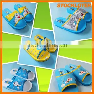 Popular Kids Slippers With Retail Hanger Stock thumbnail-1