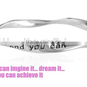 Good Friend Custom Engraved Bangle Fashion Design Friendship Bangles Twist Metal Bangle for Friend Gifts thumbnail-2