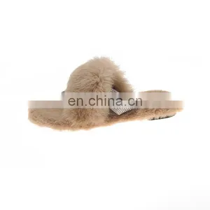 Comfortable Indoor Fur Slides Korean Furry Outdoor Soft Non-slip Wholesale Fashion Winter Slippers For Shoes Women thumbnail-4