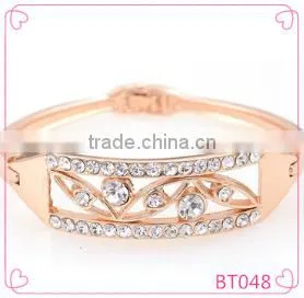 Hot Selling Fashion Gold Jewelry Crystal Charm Bracelet for Women thumbnail-1