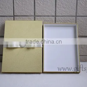 Beautiful Gold Wedding Invitation Favour Gift Boxes For Best Chocolate Packaging thumbnail-1