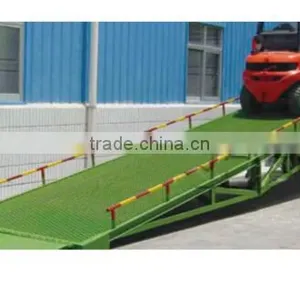 German Quality Movable Dock Leveler Hydraulic thumbnail-3