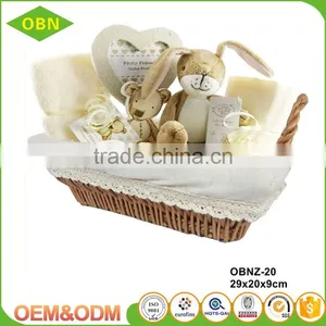 Wholesale China Cheap Fancy Wicker Woven Empty Fabric Gift Storage Basket thumbnail-1