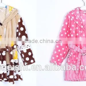 Hot Selling Wholesale Welsoft 100% Cotton Baby Bathrobe Sleeveless Bathrobe thumbnail-4