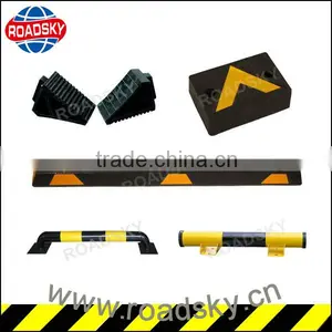 Wholesale Products Molded Rubber Wheel Chocks thumbnail-1
