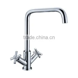 Deck Mounted Brass Bath Faucet Dual Handle thumbnail-4