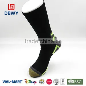 Mens Nylon Grip Socks Manufacture for Basketball! thumbnail-1