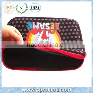 Girl Neoprene Zipper Tablet Bag Laptop Sleeve thumbnail-3