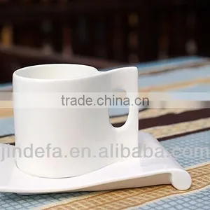 White Porcelain Ceramic Coffee Mug With Saucer thumbnail-1